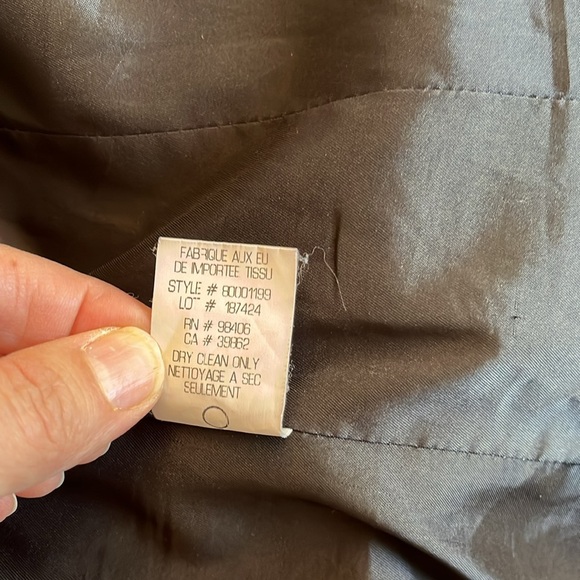 Theory Gabe One Button
Stretch Wool Blazer Style #
80001199. Black Size 12 - Picture 13 of 17